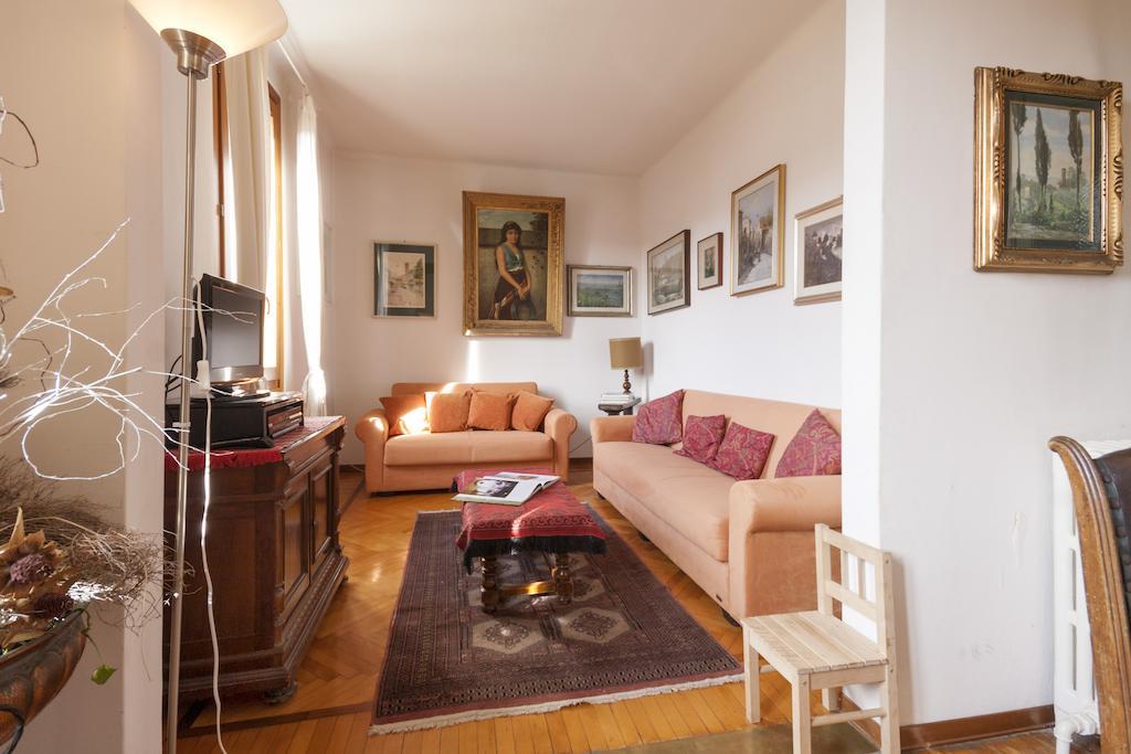 Casa Margherita Como Rum bild